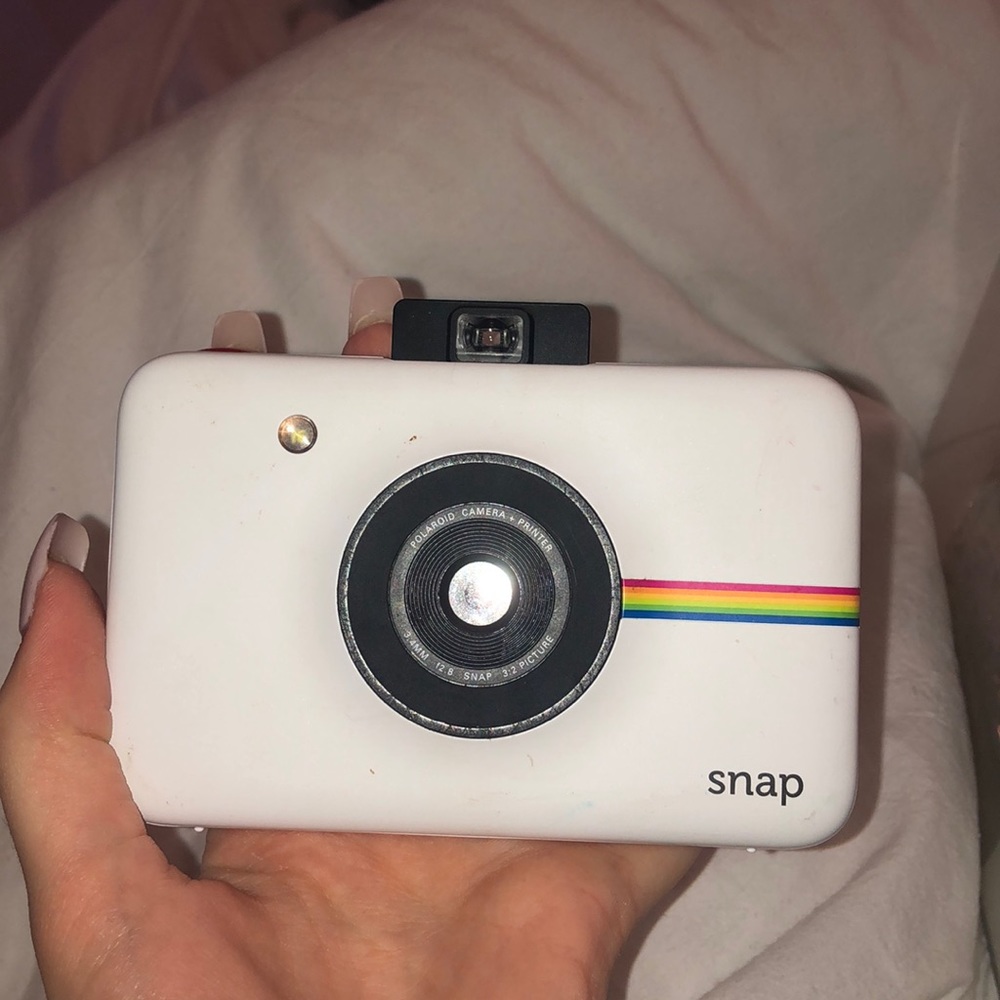 Polaroid snap camera